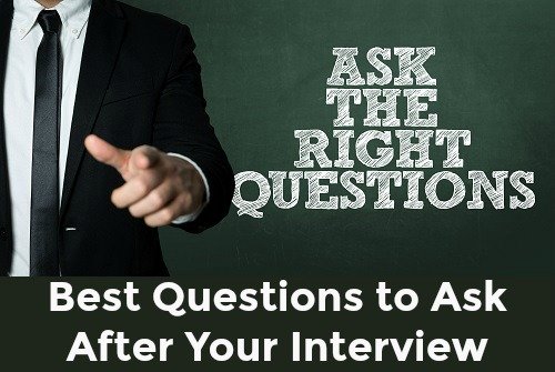 Businessman pointing his finger with words Ask the Right Questions
